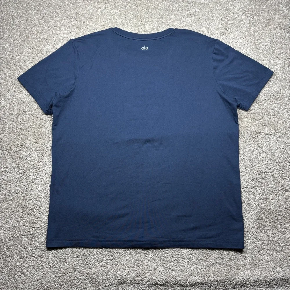 Alo Yoga Mens Navy Blue Short Sleeve Performance Crew Neck T-Shirt XL RN87370
